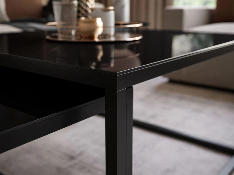 Stolik kawowy na czarnym stelażu z szklanym blatem Asumi Czarny 35x41