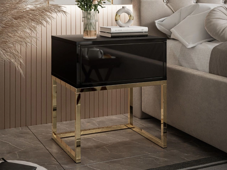 Stolik nocny z szufladą i złotymi nogami Brisa czarny połysk
