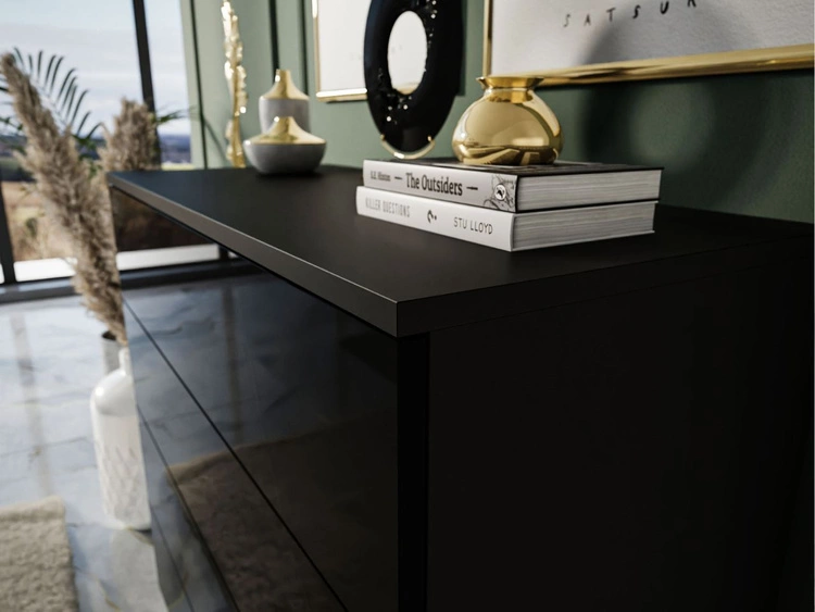 Komoda z czterema szufladami i oświetleniem LED na srebrnych nóżkach Nuveo Czarny połysk