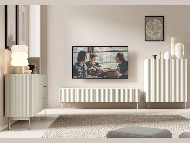 Szafka RTV z czterema drzwiami Qualita Kaszmirowa