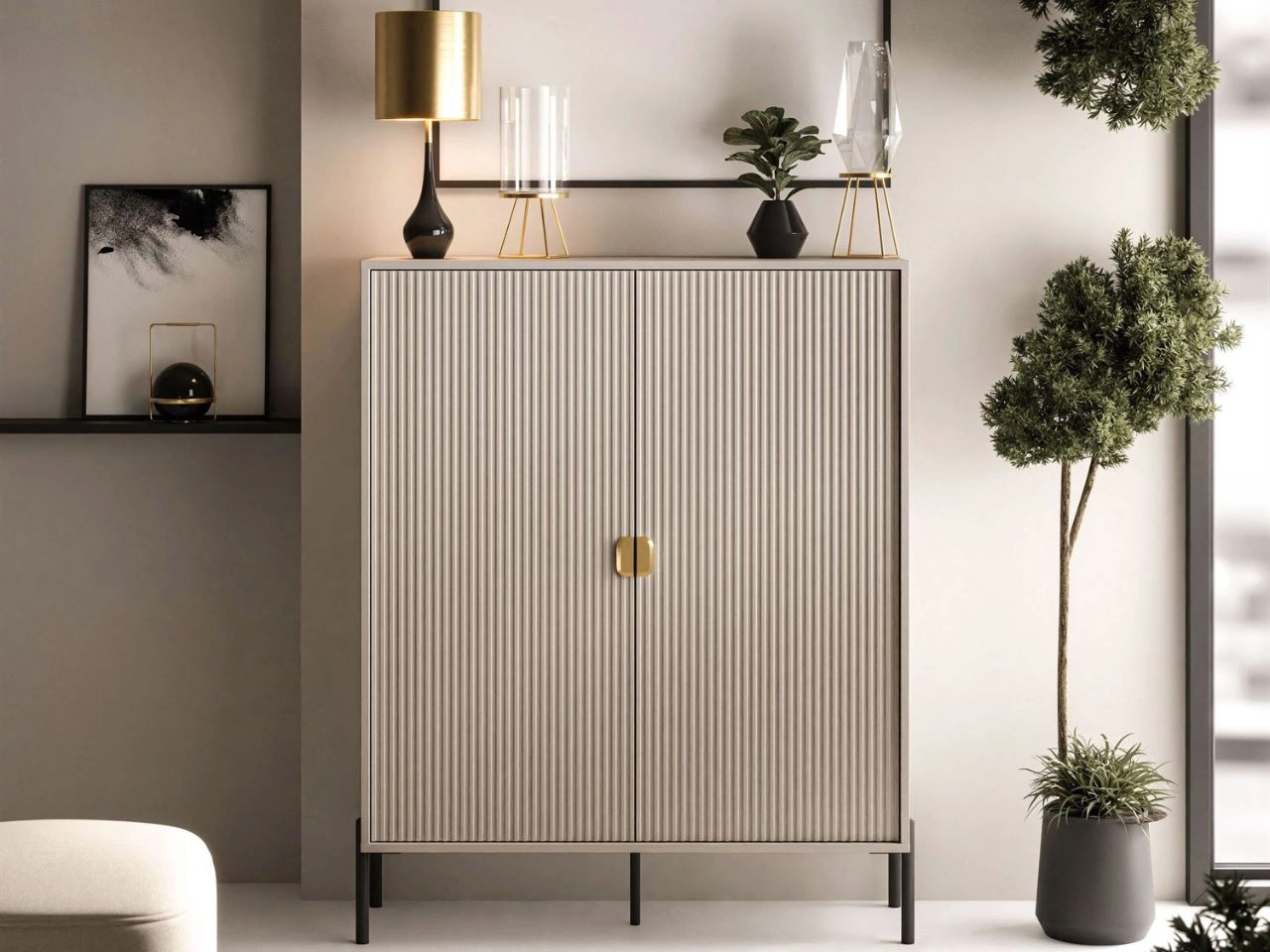 Wysoka komoda dwudrzwiowa ze złotymi uchwytami Orlean kaszmir mat