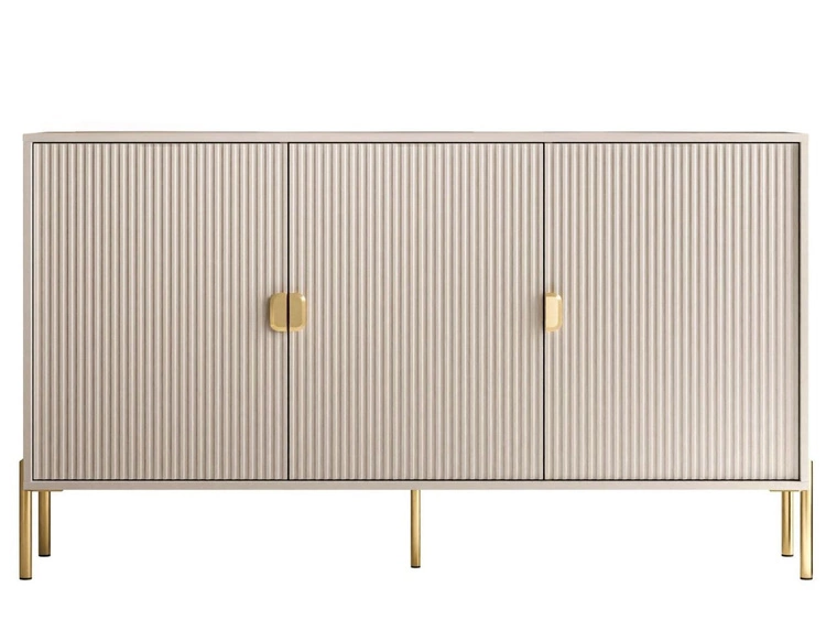 Komoda trzydrzwiowa szeroka, ze złotymi uchwytami i nogami Orlean kaszmir mat
