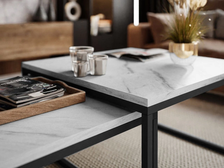 Stolik kawowy na czarnym metalowym stelażu z imitacją białego marmuru Asumi 40x46