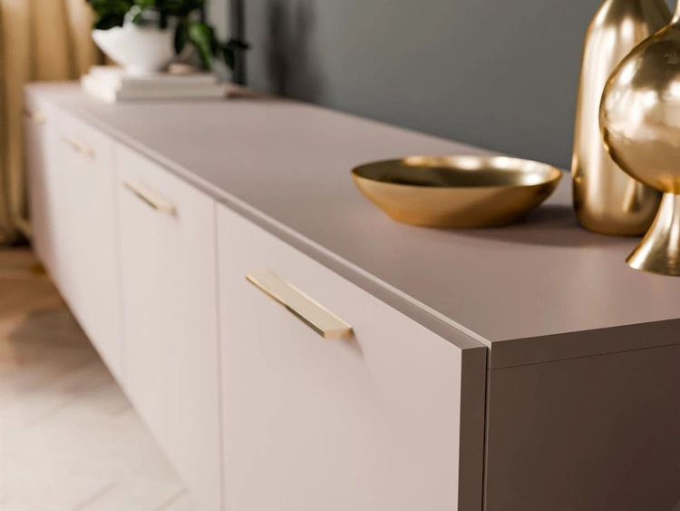 Szafka RTV pod telewizor z drzwiczkami i oświetleniem LED na złotych nóżkach 200 cm Noaé Kaszmir