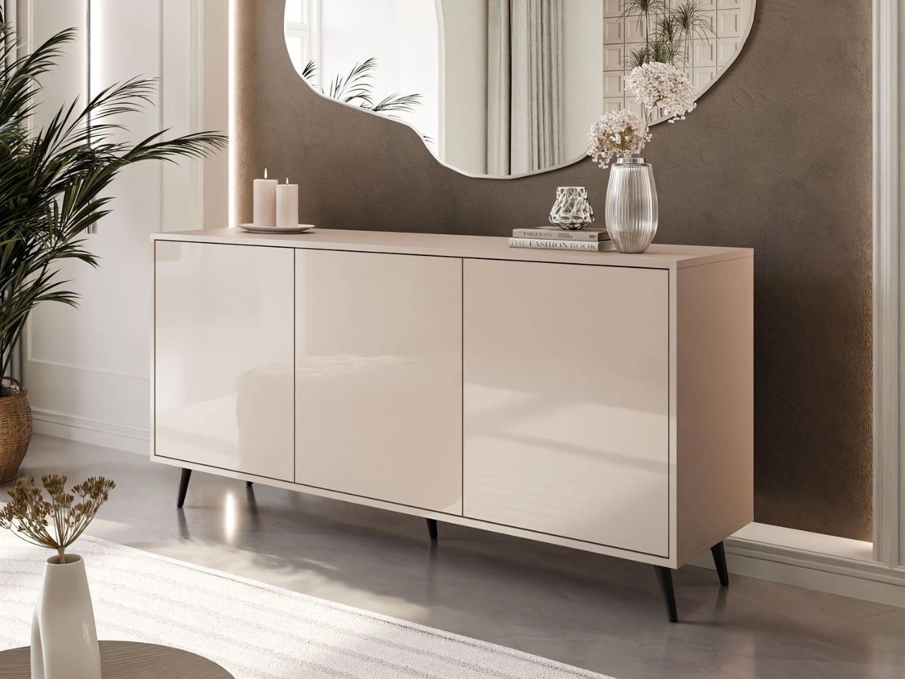 Trzydrzwiowa komoda 154 cm w stylu glamour na czarnych nogach Vivance kaszmir połysk