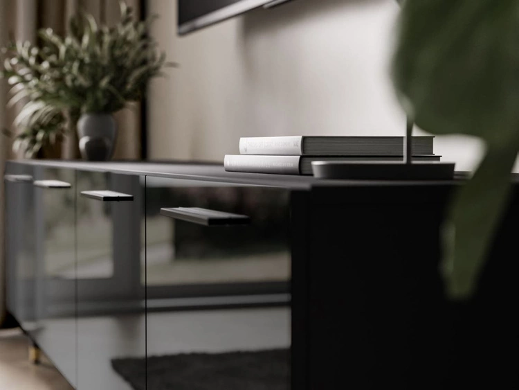 Szafka pod telewizor z drzwiczkami na czarno-złotych nóżkach 200 cm Noaé Czarny Połysk