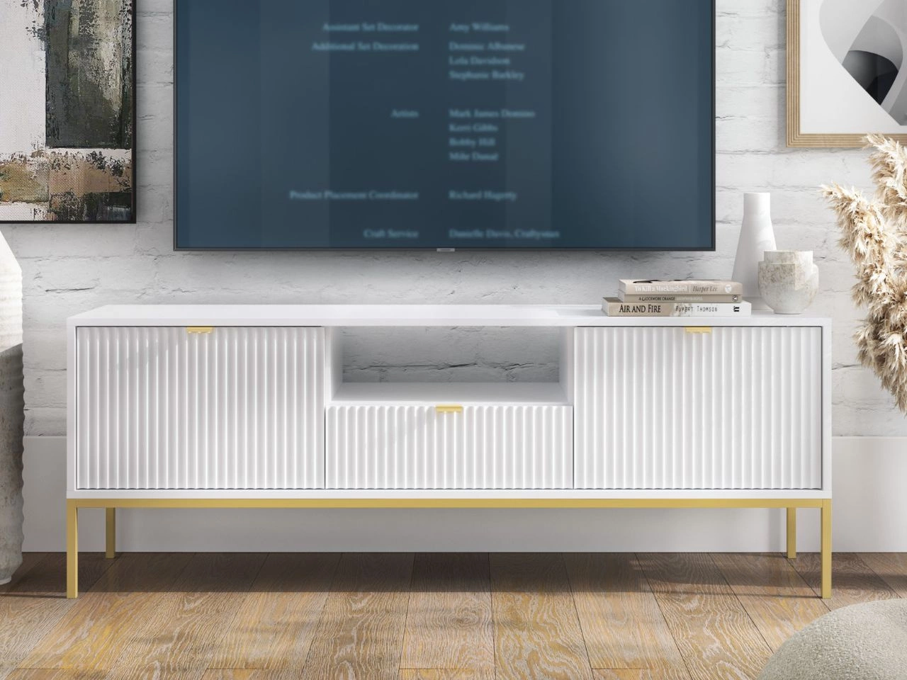 Szafka pod telewizor z szufladami i drzwiczkami Amber biała na złotych nogach
