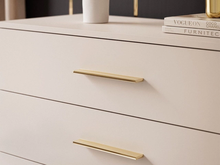 Komoda z szufladami i oświetleniem LED Nuveo Kaszmir