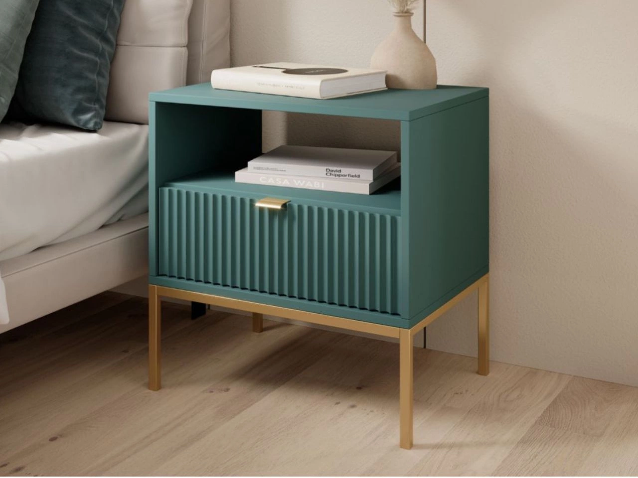 Stolik nocny z szufladą Amber zielony na złotych nogach
