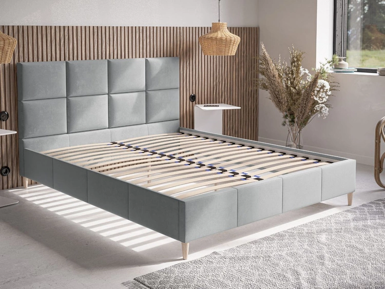 Łóżko tapicerowane ze stelażem 140x200 Luxe Ciemny niebieski