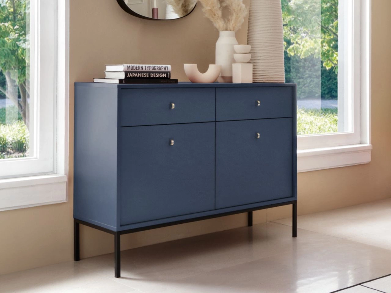 Komoda z drzwiami i szufladami na czarnych nóżkach 104 cm Amor Granatowa